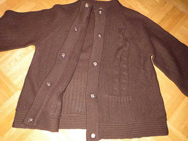 Strickjacke, braun, mit 3/4 Ärmeln
