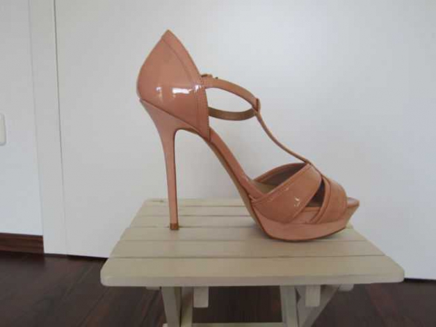  Zara Highheels in rosa/nude