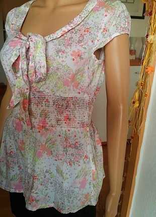 Wunderschöne Vintage Bluse mit schleife / H&M