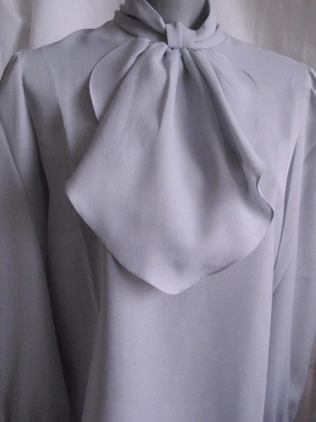 WOCO Baden Baden Damenbluse Gr. 40 grau