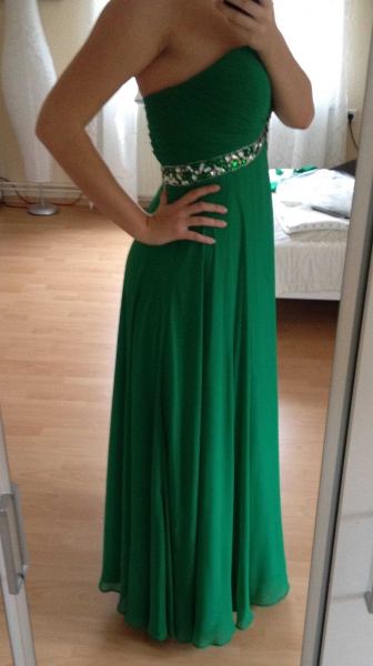 Wunderschönes grünes Abendkleid