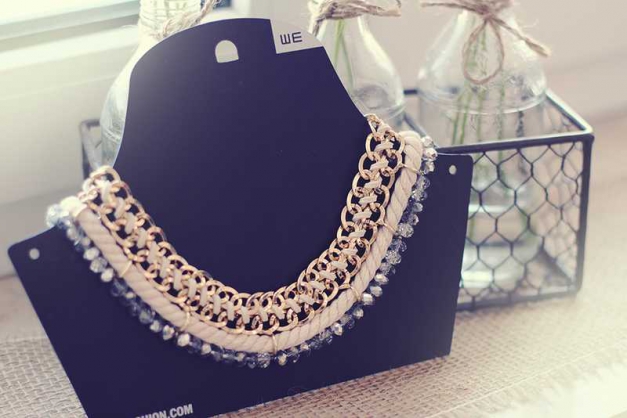 WE Statement Kette Glitzer Gold Leder