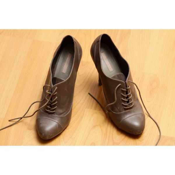 Zara Schnürschuhe High Heels