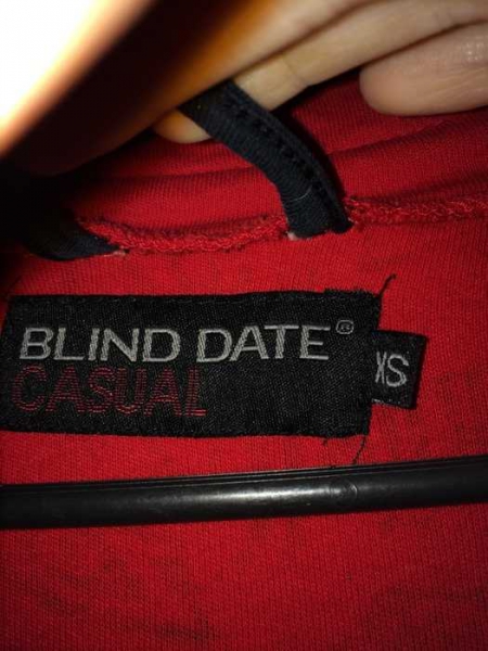 rote Jacke Sprechblasen / Blind Date