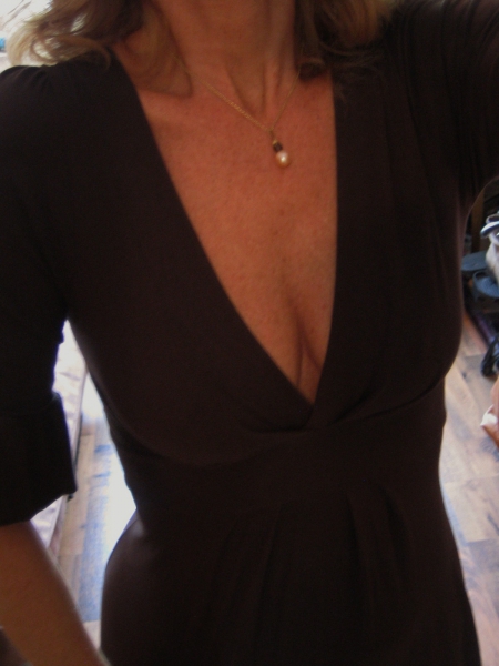 Kleid Shirtkleid A-Form Rüschen Tiefer Ausschnitt