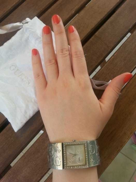 Guess silberne Uhr / Silberne Damenuhr