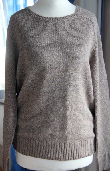 Schöner Glitzerpullover