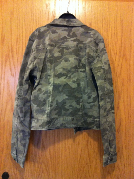 Vila Camouflage Jeansjacke S - NEU mit Etikett