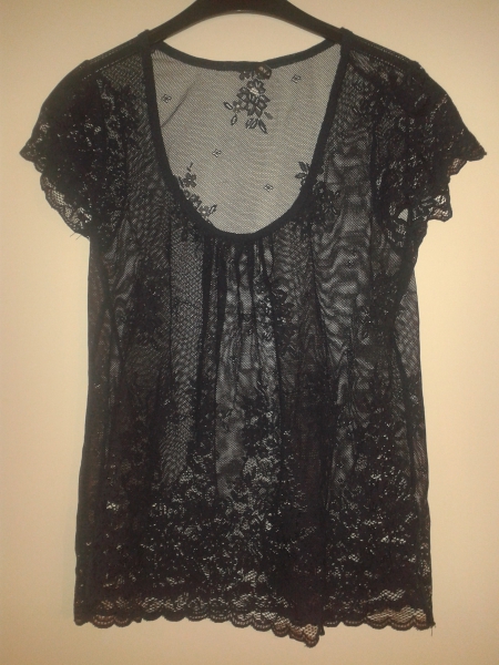 Schönes Spitzenoberteil dunkelblau