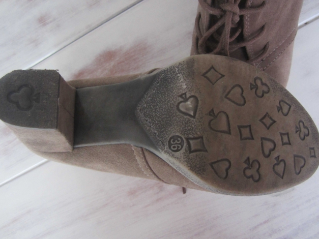 Stifeletten in taupe 