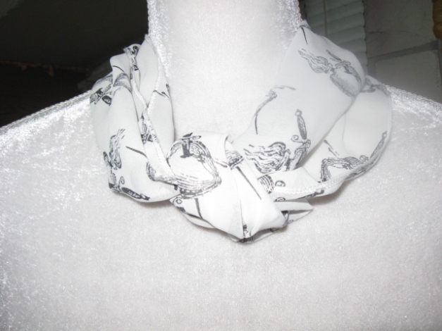 *** Schöner Schal mit Muster *** 