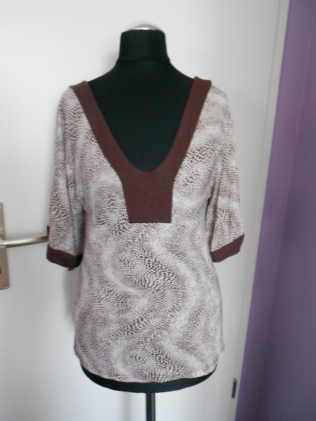 Oberteil mit weiten Ärmeln