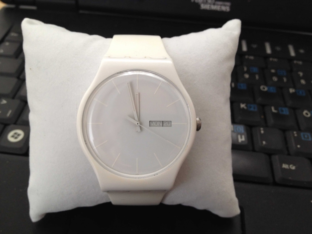 Swatch White Rebel
