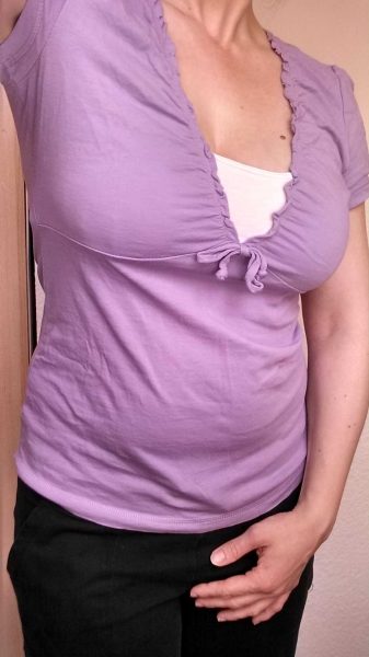 Hübsches fliederfarbenes Shirt Gr. 36