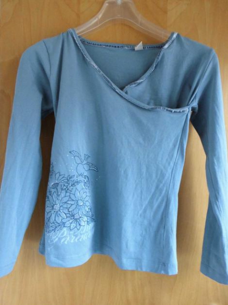 Superschönes Langarmshirt in Wickeloptik Gr. 34/36