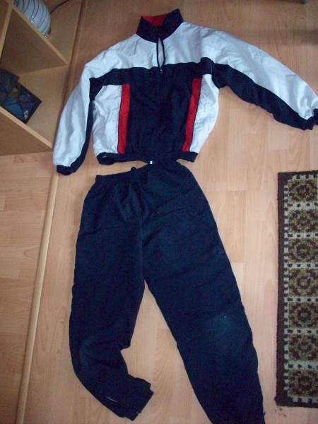 Jogginganzug, Hausanzug, Fitnessanzug, Sportanzug, Trainingsanzug,  blau, Gr. 152, unisex