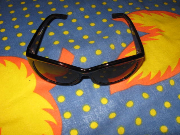 *** Einfache Sonnenbrille ***