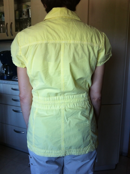 Gelbe Bluse 