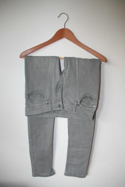 Graue Cheap Monday Jeans