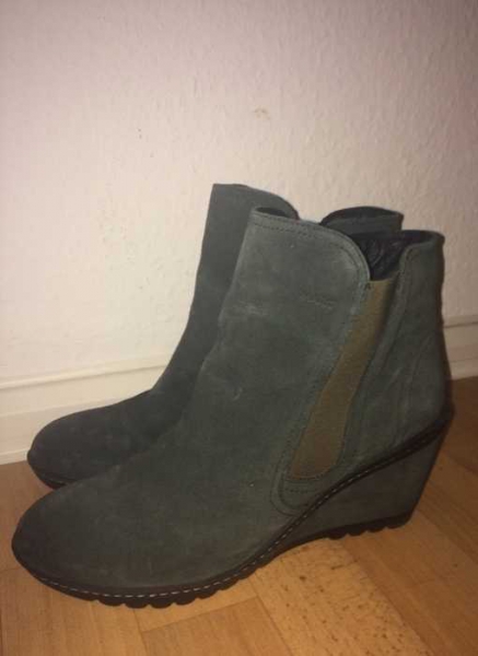 Chelsea Boots mit Keilabsatz Dunkelgrün