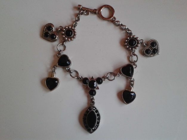 Schönes Bettelarmband