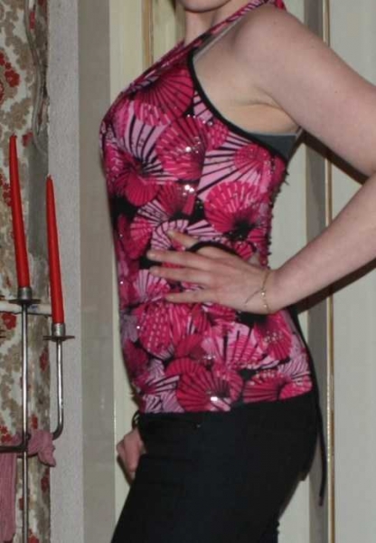 Neckholer Top pink schwarz gemustert, V-Ausschnitt, Gr. 36