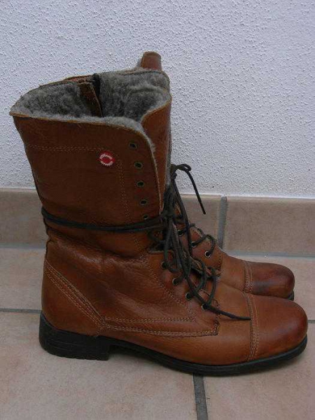 rotbraune Echtleder Schnürstiefel