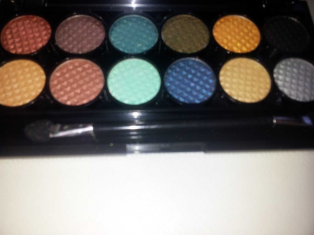 Sleek Jewels Palette Limited Edition 2010