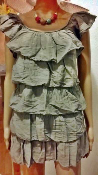 Schöne Tunika mit Volants / ON..Made in Italy