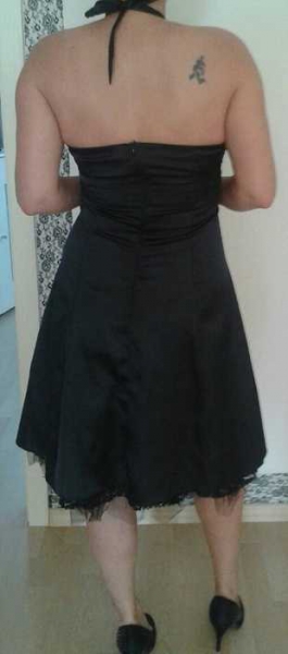 schwarzes Kleid sylvester festlich hochzeit