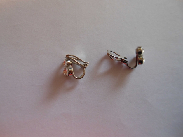 Ohrclips mit 3 Steinen
