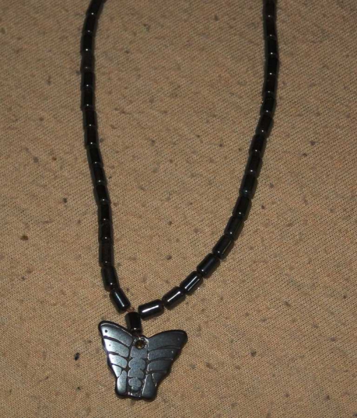 Hämatitketten mit verschiedenen Anhängern