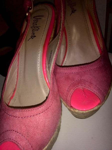 rosa keilabsatz schuhe 