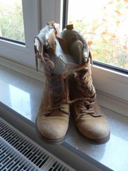 Lässige Vintage Lederboots in beige