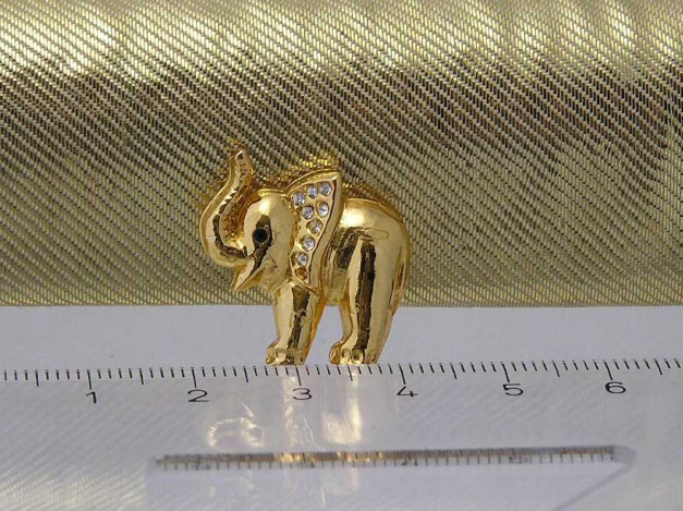 Goldener Elefant mit Kristallen - Brosche