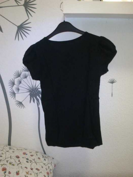 T-Shirt bunt mit Nieten