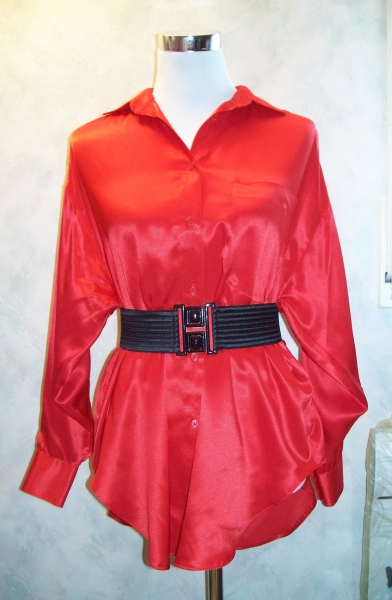 VINTAGE// Rote 80er-Longbluse (super-)oversized Uni Gr. 36-40
