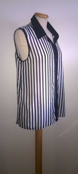 Schwarz-weiße Bluse von New Yorker - Größe L - NEUWERTIG