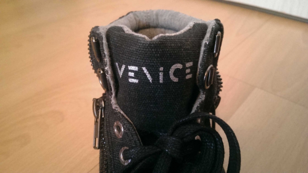 coole Sneaker, Gr. 36