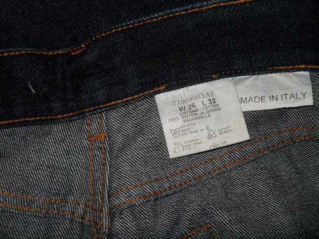 DKNY Jeans
