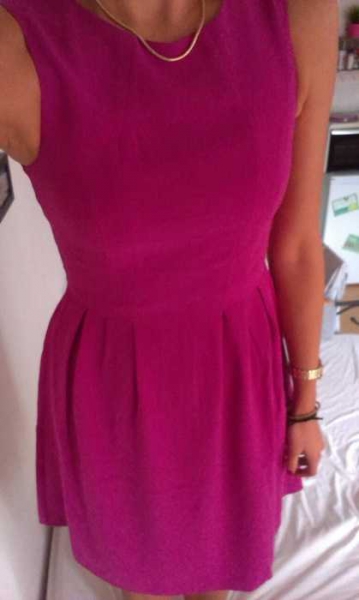 NEU Magenta farbenes Kleid H&M ausverkauft