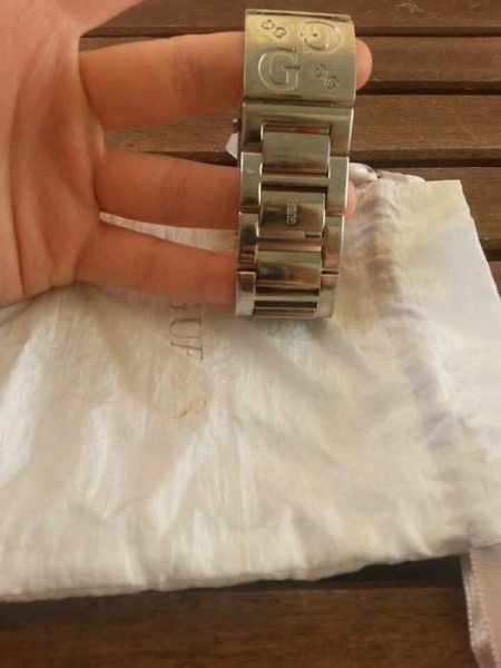 Guess silberne Uhr / Silberne Damenuhr