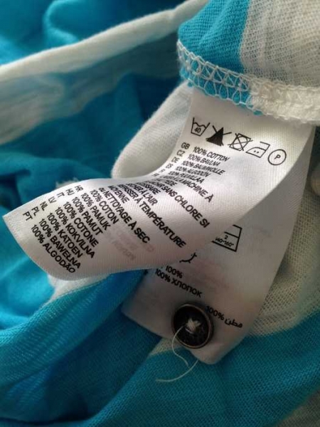 sommerliches H&M Tshirt mit Knöpfen