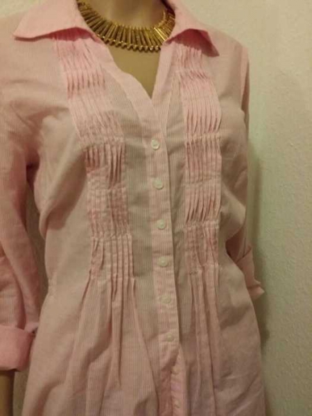 Super schöne Bluse mit leichte Streifen / TCM