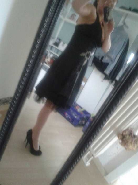 schwarzes Kleid sylvester festlich hochzeit