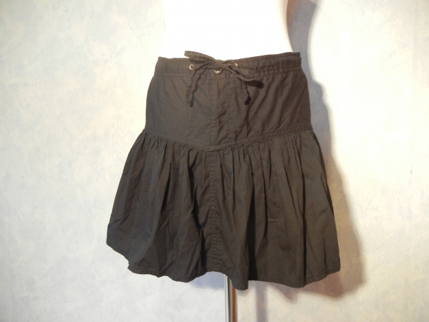 schwarzer Falten-Minirock