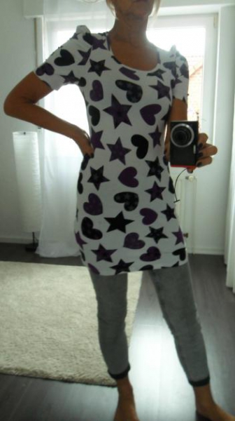 Longshirt mit Herzen und Sternen - S/M von Gossip - auch als Minikleid tragbar -