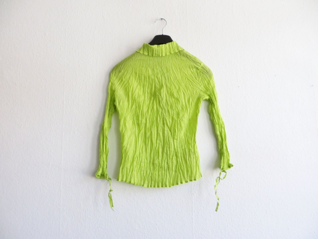 Trashige hellgrüne Seidenbluse Gr. S 34 36 halbelane Ärmel Plissé