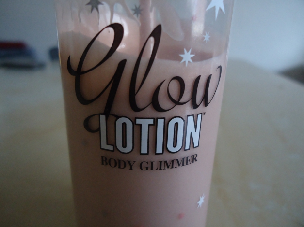 Glow Lotion Body Glimmer von Soap & Glory