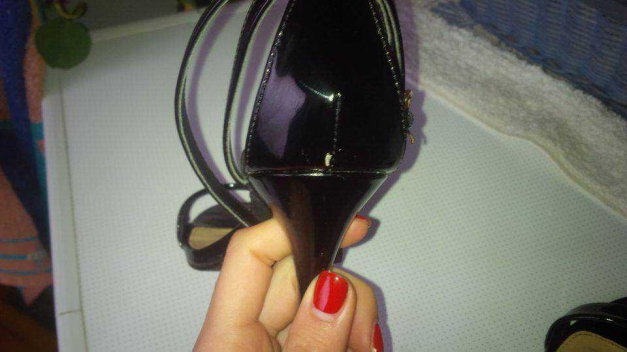 Schwarze Lack Highheels